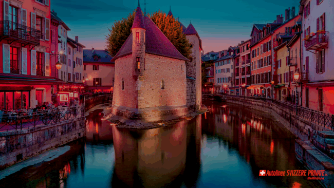 Annecy, la “Venezia delle Alpi” Un viaggio tra storia, acqua e meraviglia • Autolinee Svizzere Private SA